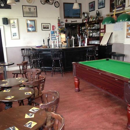 The West Of England Tavern นิวพอร์ต ภายนอก รูปภาพ
